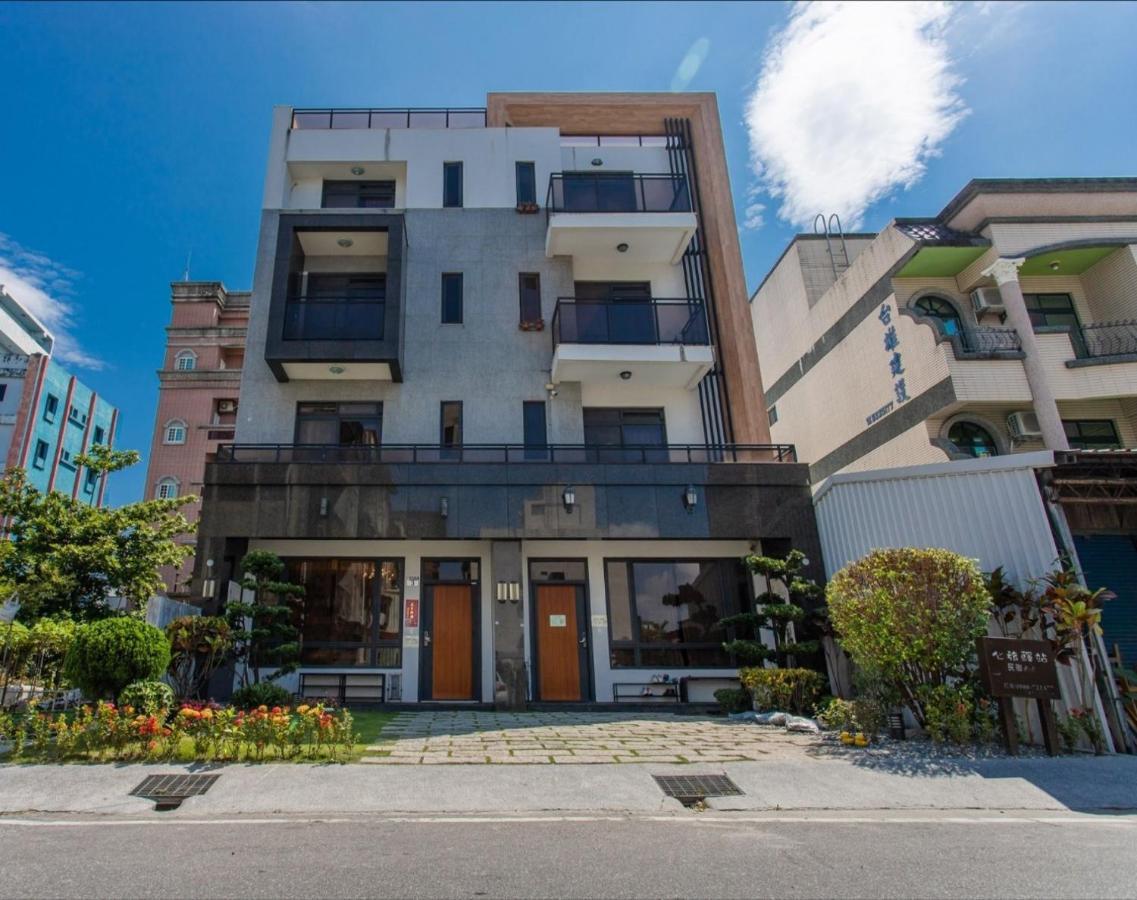 花蓮前站-艾莉小屋電梯民宿 Хуалянь Экстерьер фото